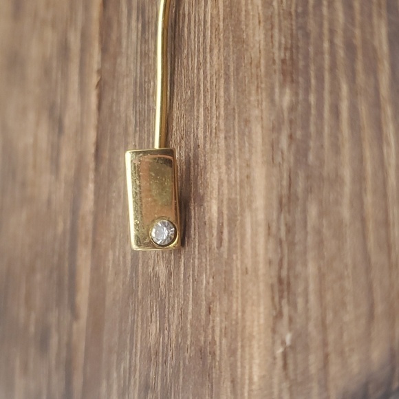 B611 trendy bar crystal stick pin - Picture 2 of 2
